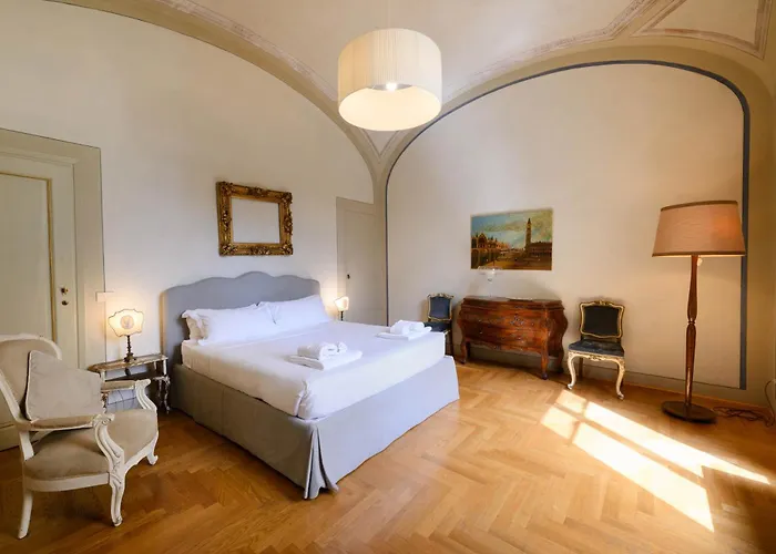La Casa Degli Specchi